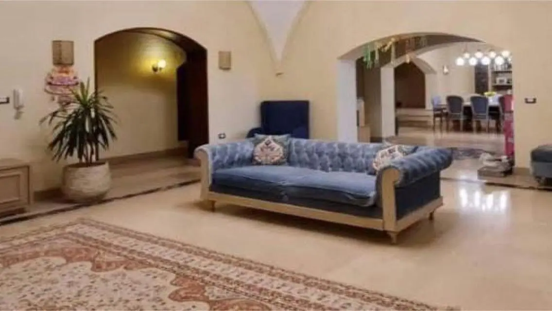 فيلا٨٠٠ متر للبيع في مجاويش