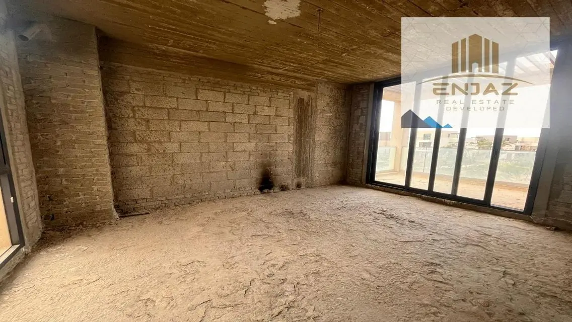 فيلا للبيع في مدينه الشروق في كمبوند سوديك ايست