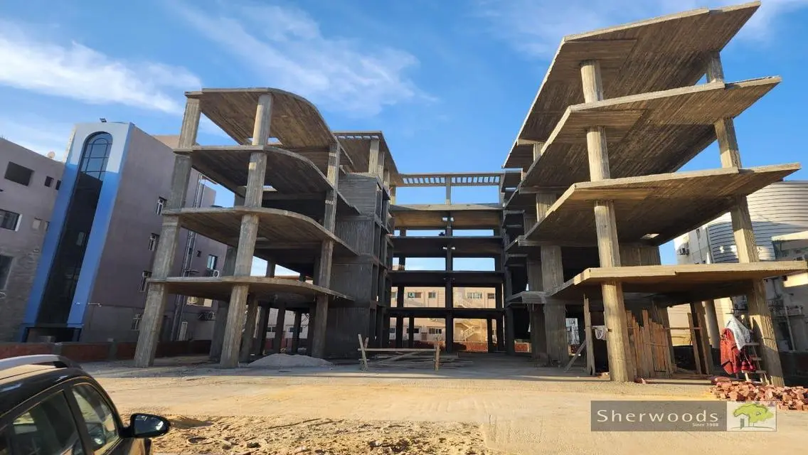 Luxury Property for Sale with Spacious Area at Great Price