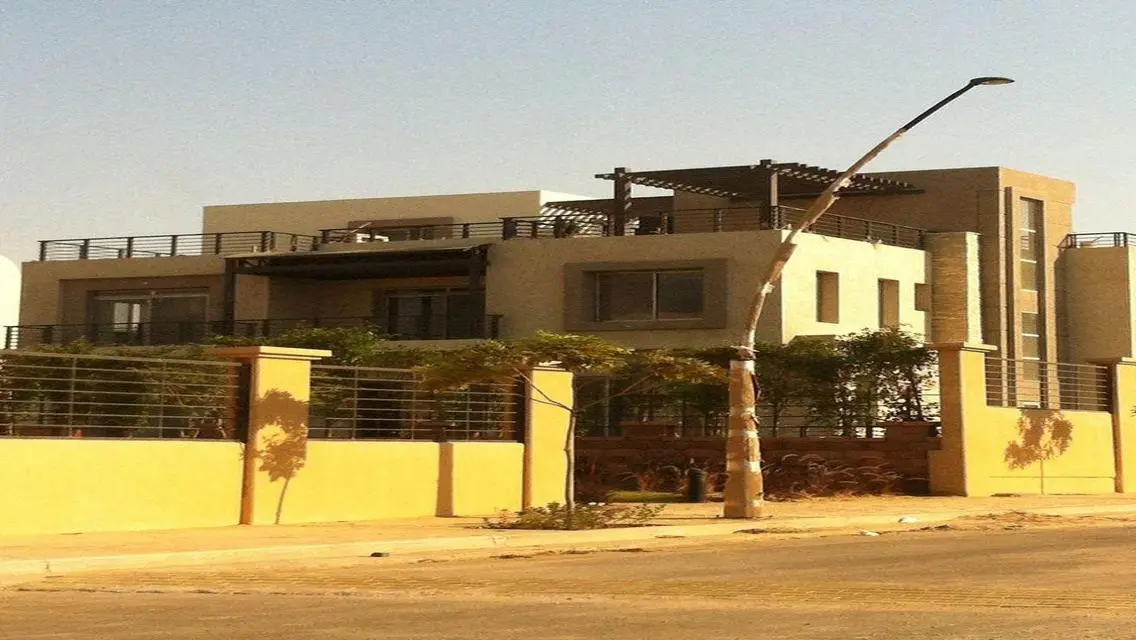 Luxury Villa for Sale with Private Garden and Pool