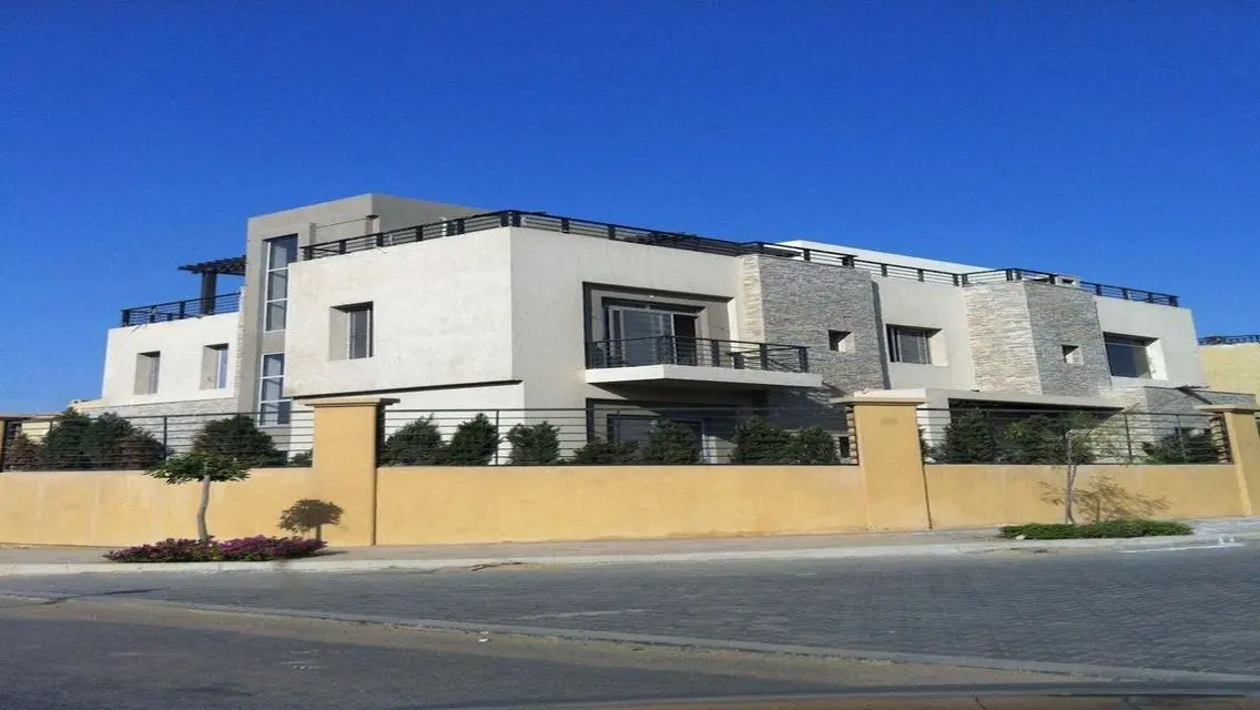 Luxury Villa for Sale with Private Garden and Pool