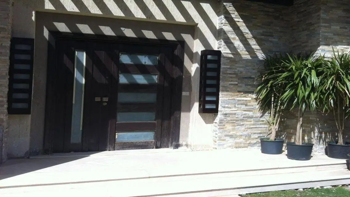 Luxury Villa for Sale with Private Garden and Pool