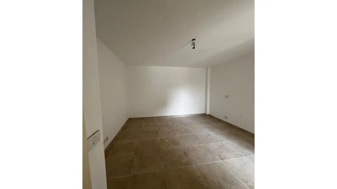 Stunning Apartment in B12 with Private Garden
