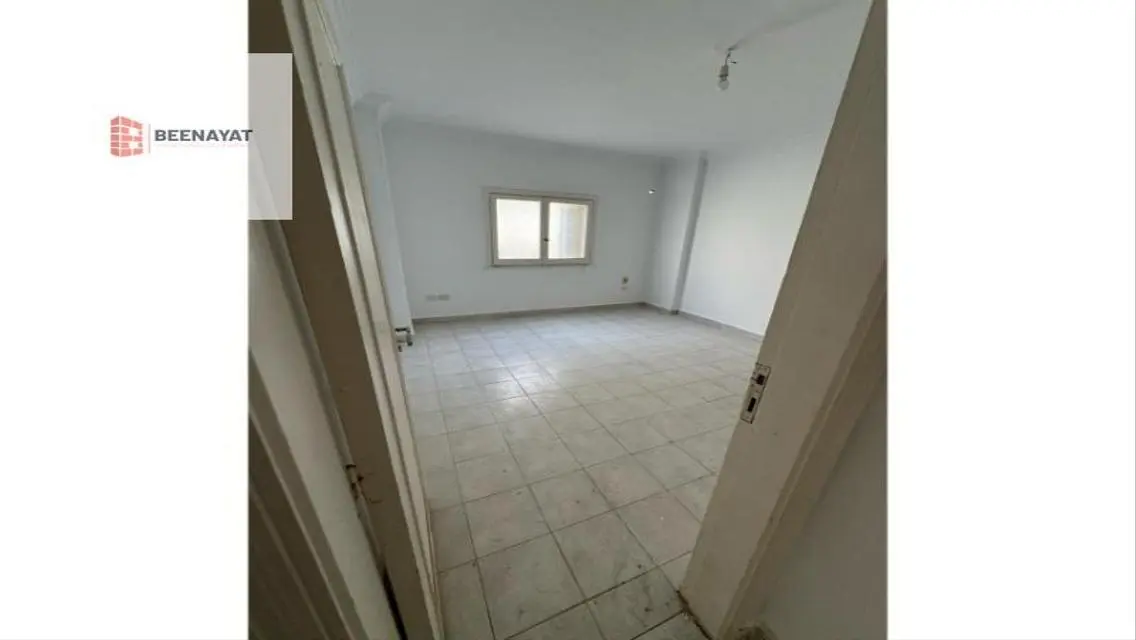 200 sqm Apartment with 2 Bedrooms and 3 Bathrooms for Rent