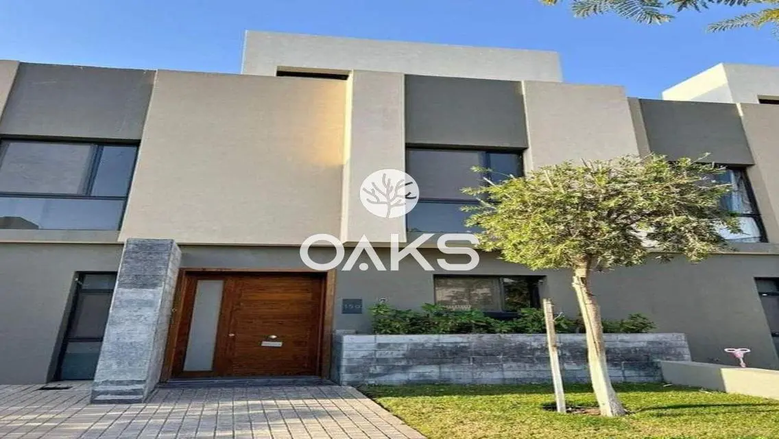 Luxurious Villa with Spacious Area and Stunning Views for Sale