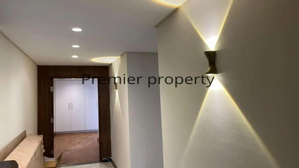 Luxury Penthouse for rent at Lake View Residence