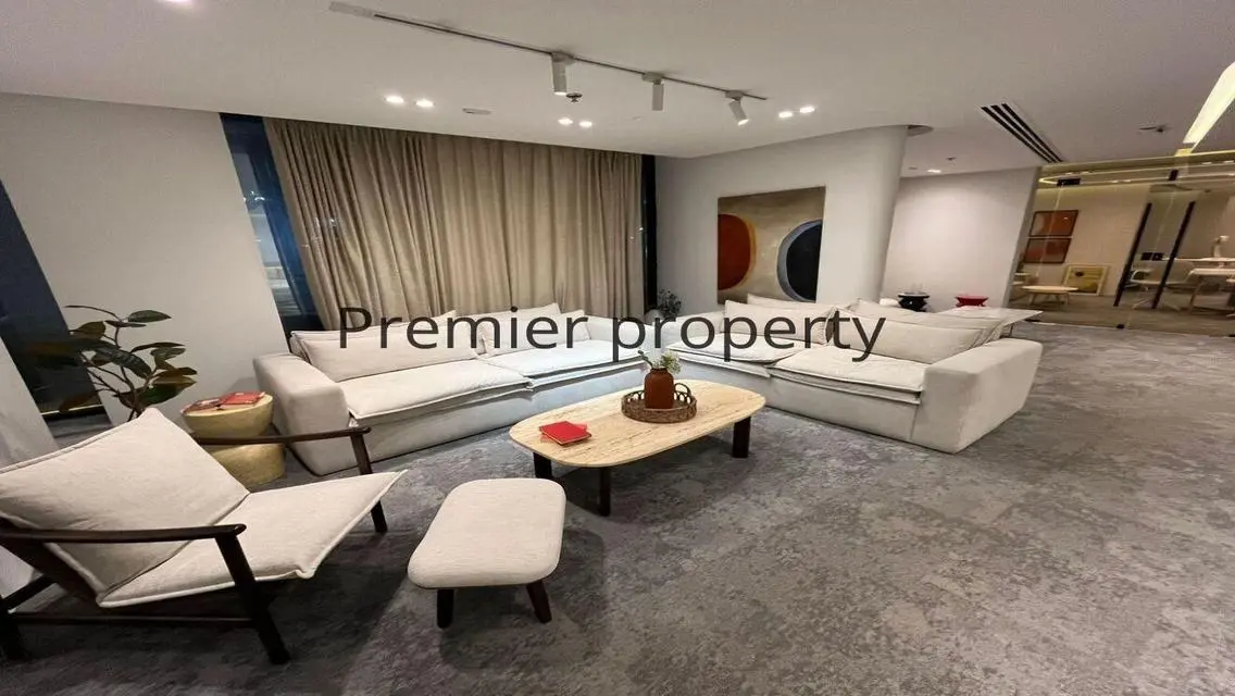 Luxury Penthouse for rent at Lake View Residence