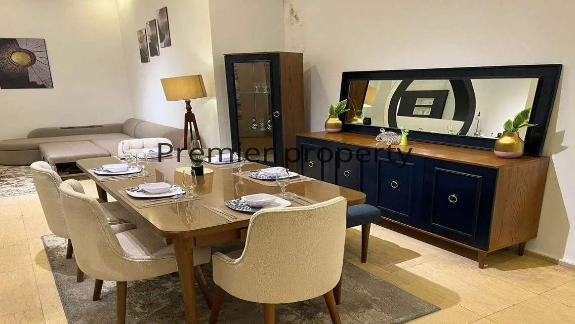 Luxury Penthouse for rent at Lake View Residence