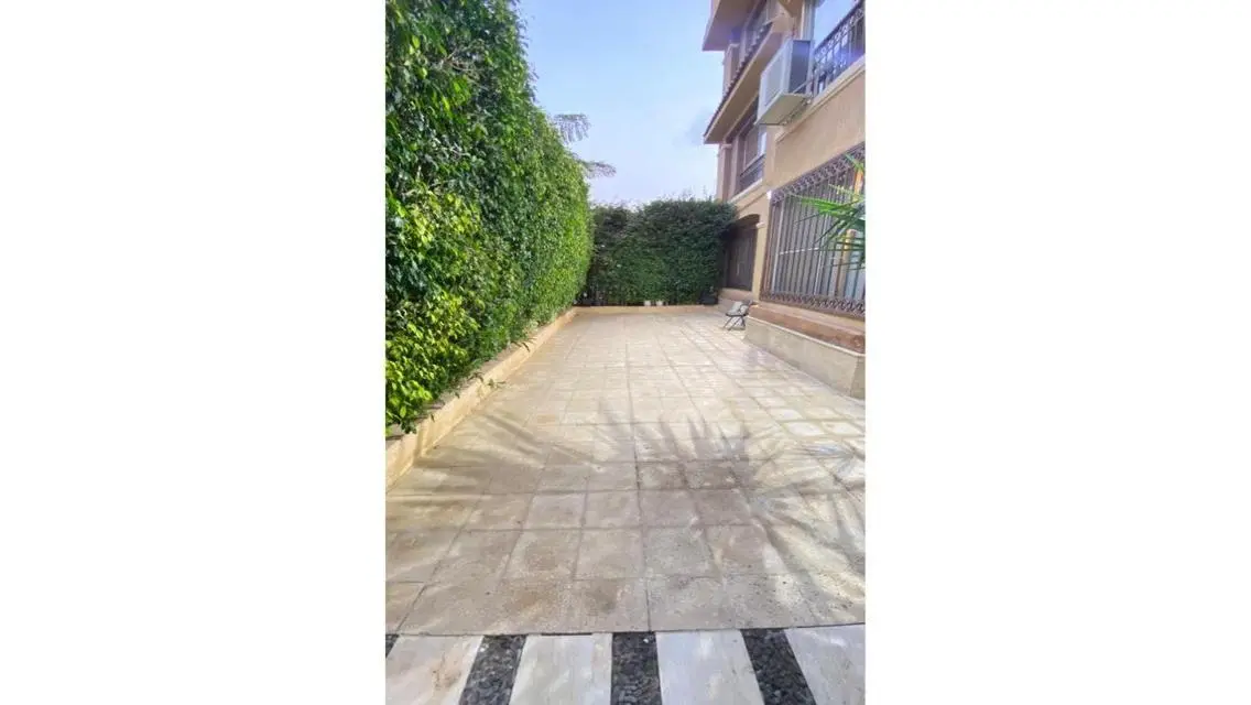 Flat villa sale cash in Madinaty B1 Garden View