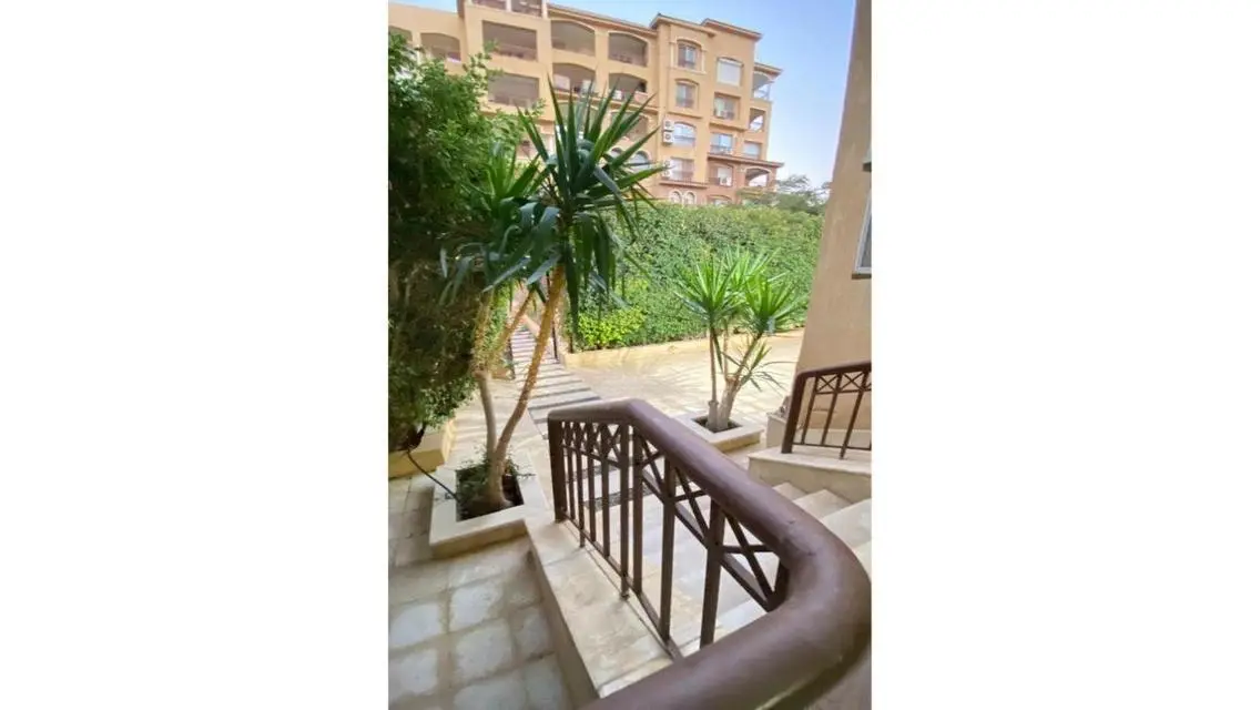 Flat villa sale cash in Madinaty B1 Garden View