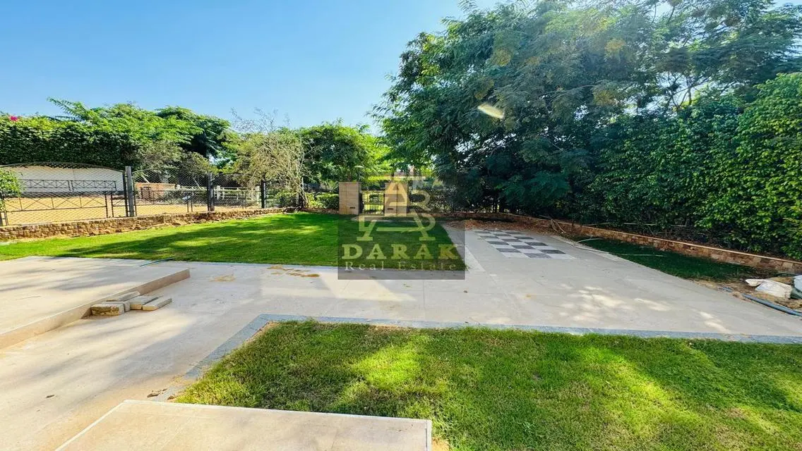 Luxurious Villa with Private Garden for Sale
