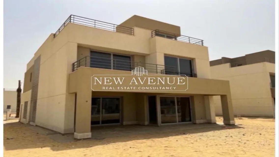 Delivered villa prime location in palm hills new cairo