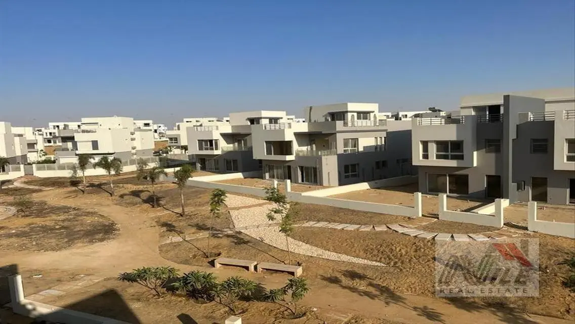 Luxurious 3-Bedroom Apartment for Sale in Hyde Park, New Cairo