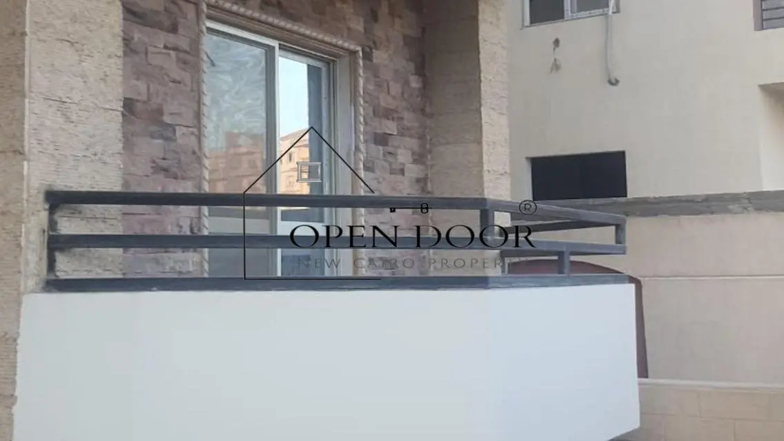 Luxury Apartment for Rent in North Lotus