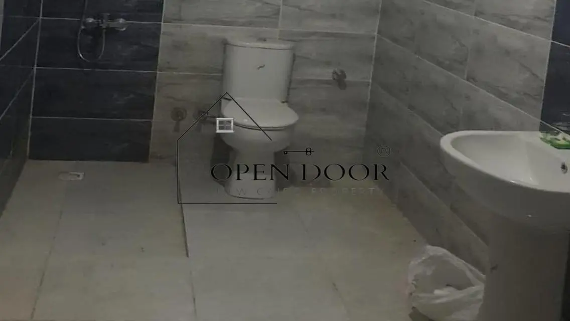 Luxury Apartment for Rent in North Lotus
