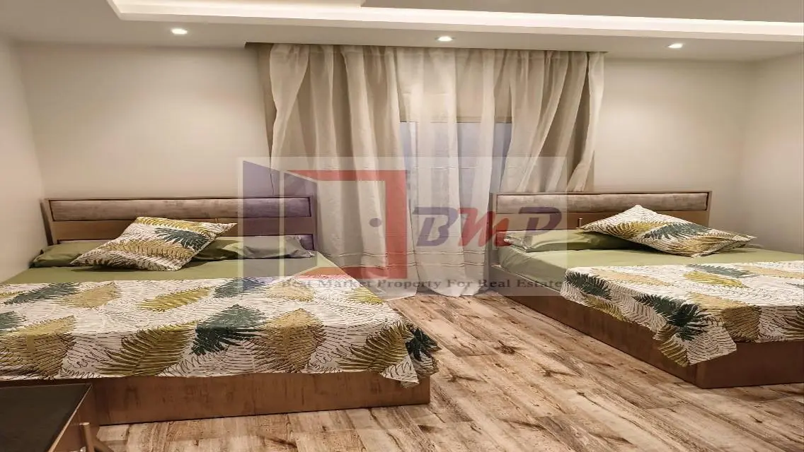شقة فاخرة للإيجار بتسهيلات مميزة