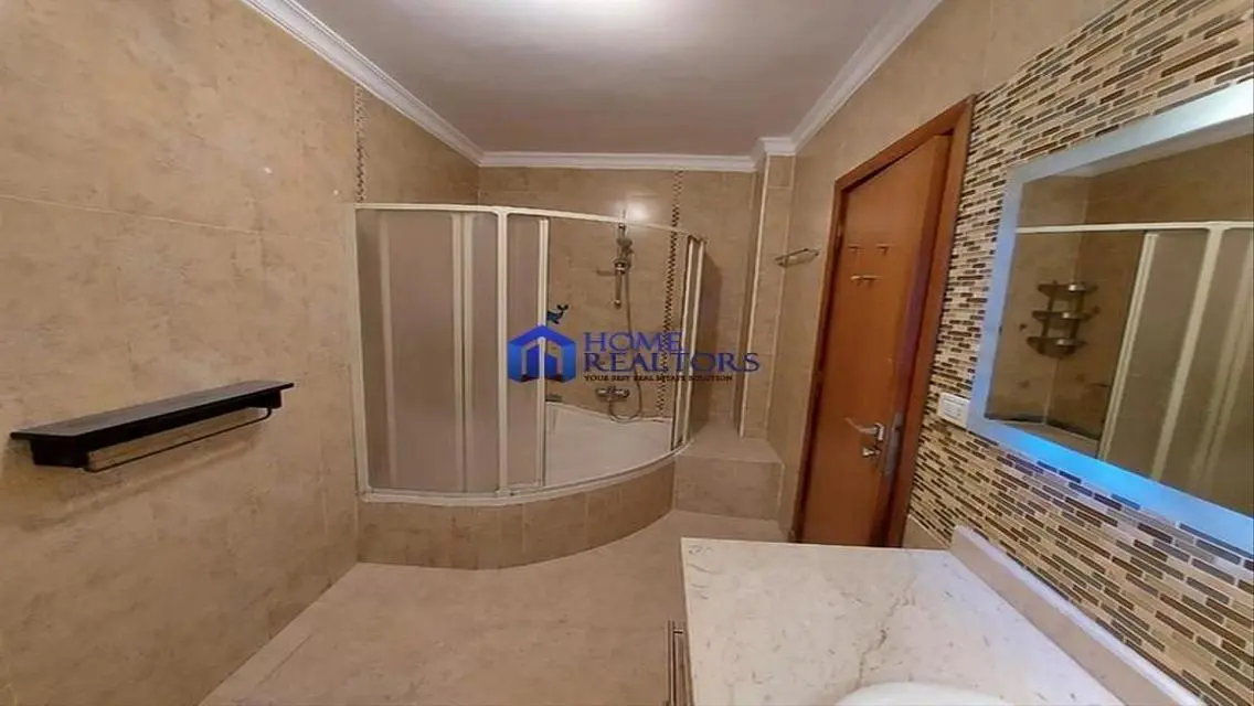 شقة للبيع بموقع راقي بالمعادي دجلة