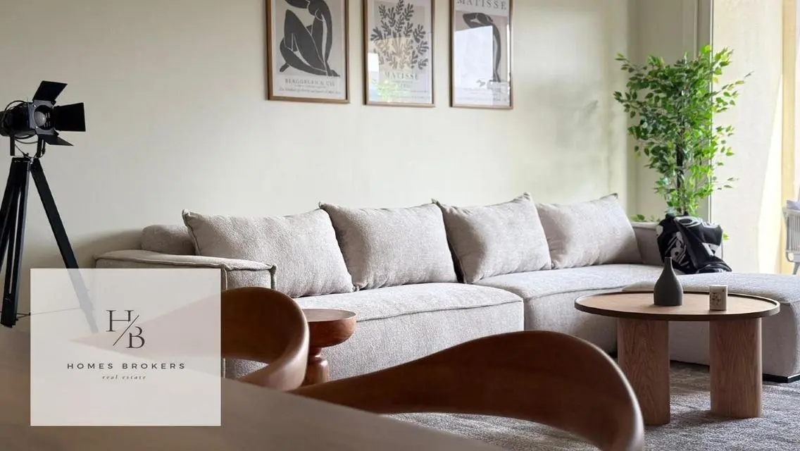Hotel 3bd apartment first use in mivida 2200 USD