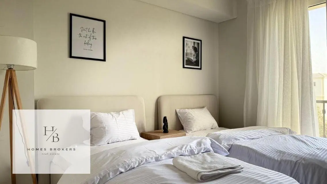 Hotel 3bd apartment first use in mivida 2200 USD