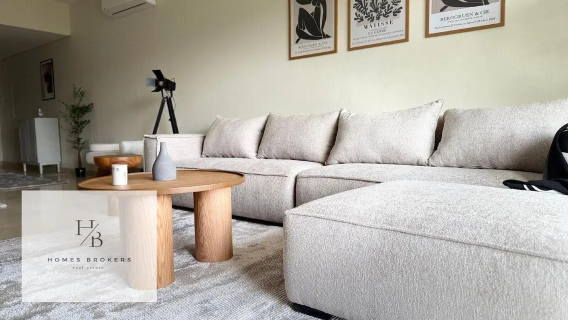 Hotel 3bd apartment first use in mivida 2200 USD