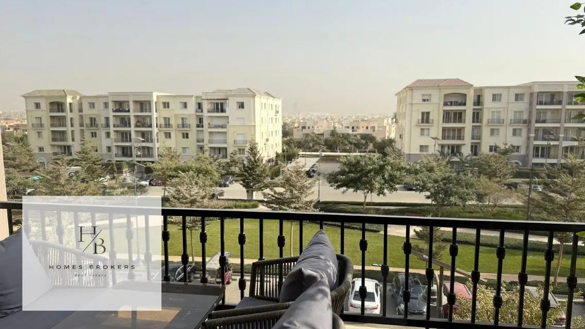 Hotel 3bd apartment first use in mivida 2200 USD