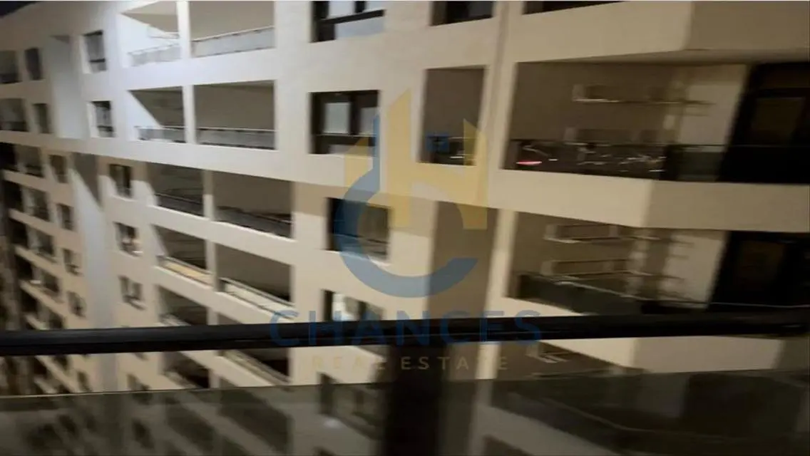 شقة رائعة للبيع في قلب المدينة