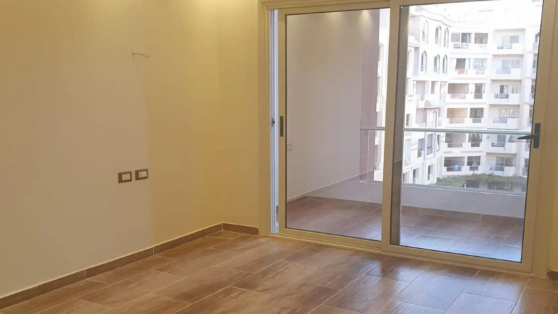 Stunning Apartment with Spacious Layout and Amazing View