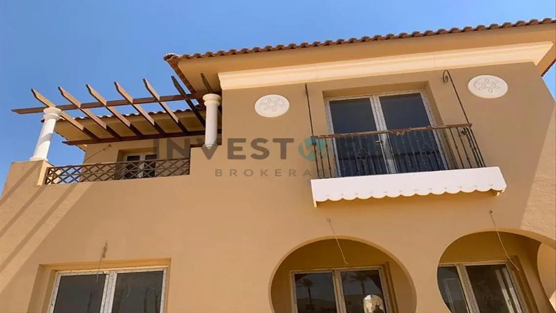 Luxury Apartment with 290 Square Meters and Private Garden