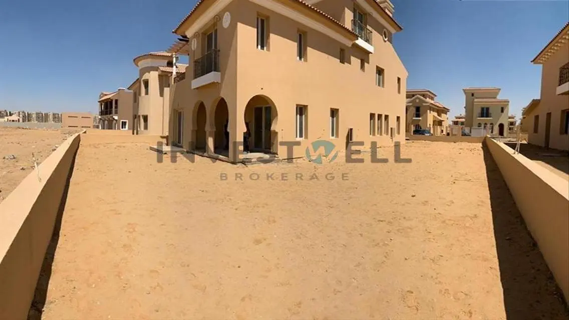 Luxury Apartment with 290 Square Meters and Private Garden