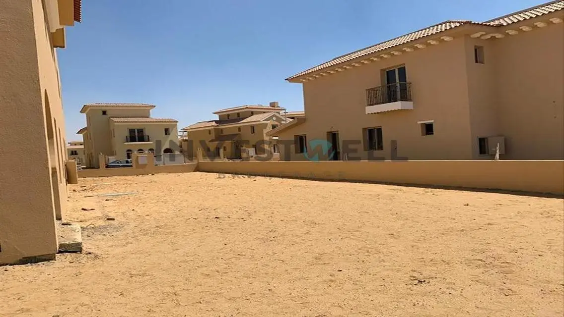 Luxury Apartment with 290 Square Meters and Private Garden