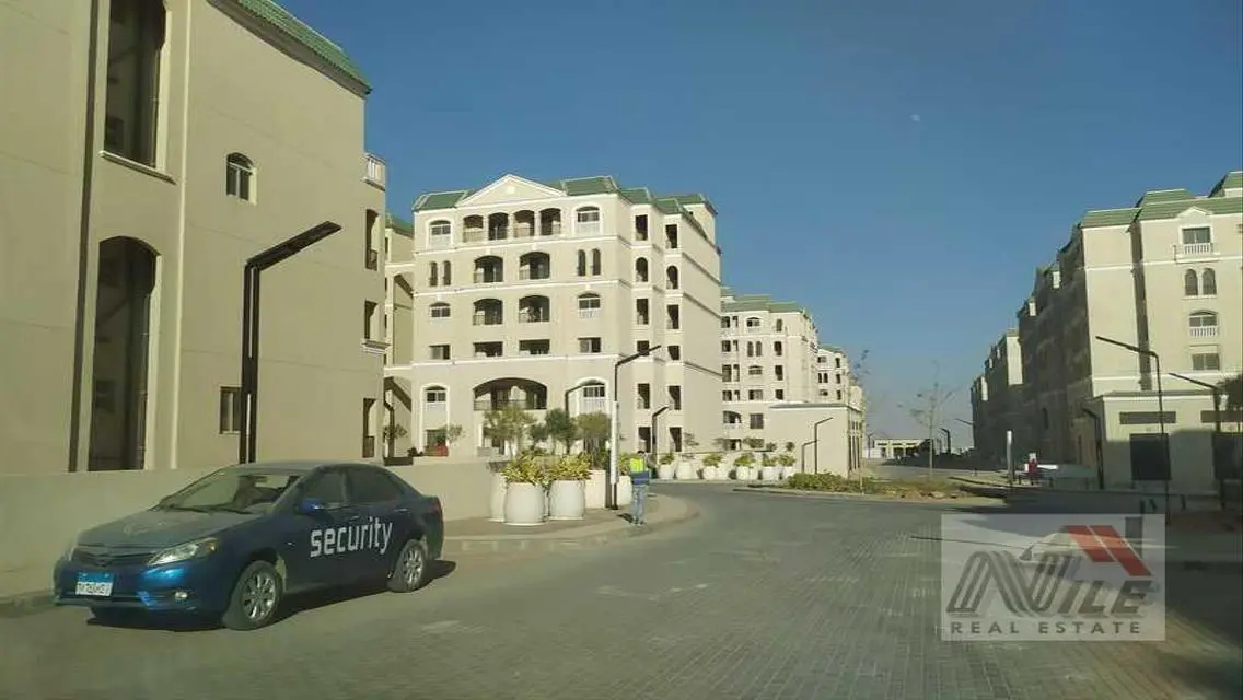 شقة غرفتين نوم للبيع  فيو لاند سكيب بسعر لقطة