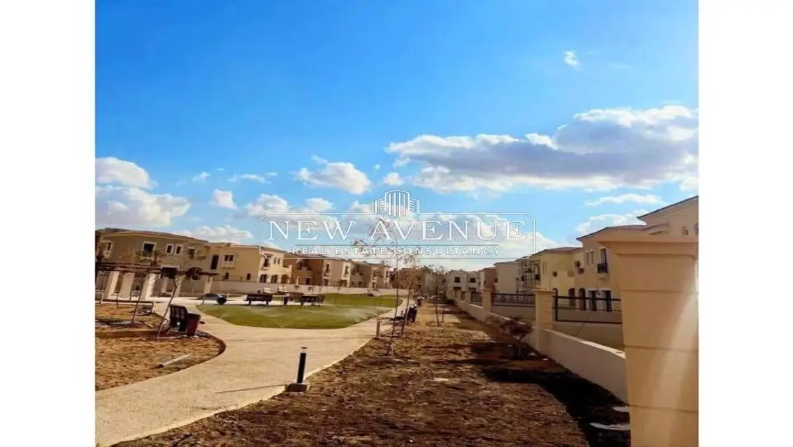 Luxury Villa for Sale with Spacious Garden