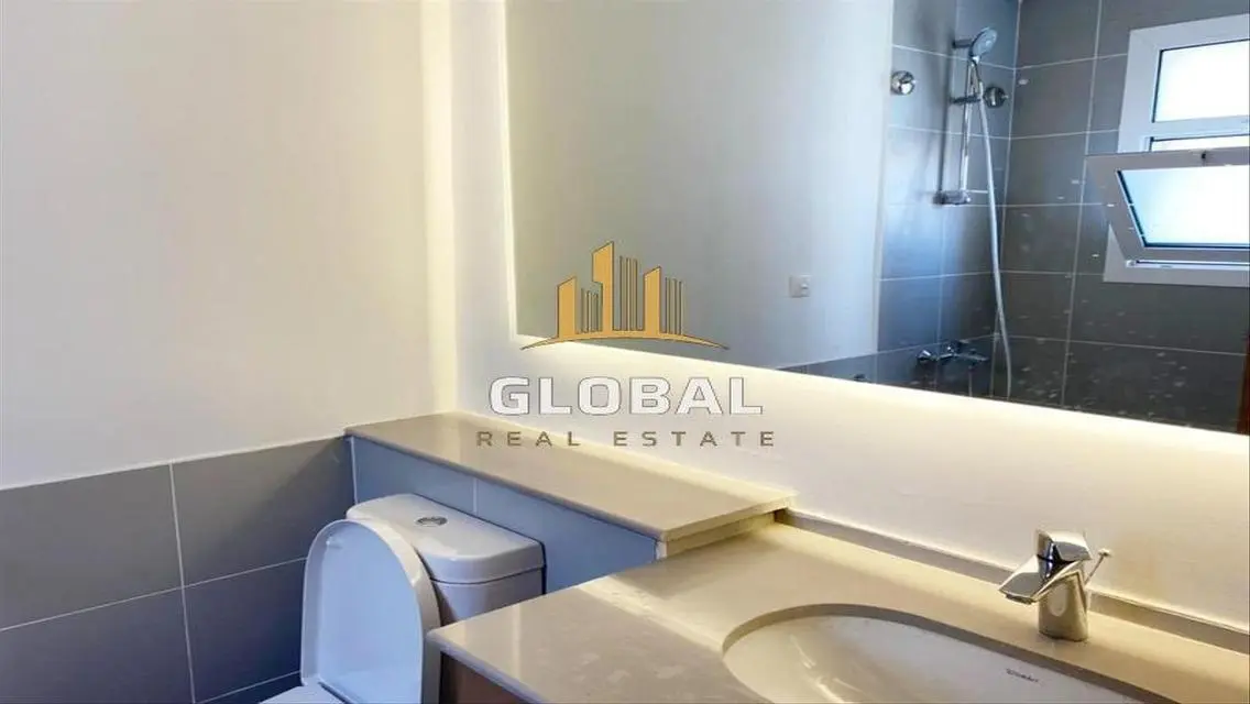 Fully Furnished Apartment 2 masters with View pool