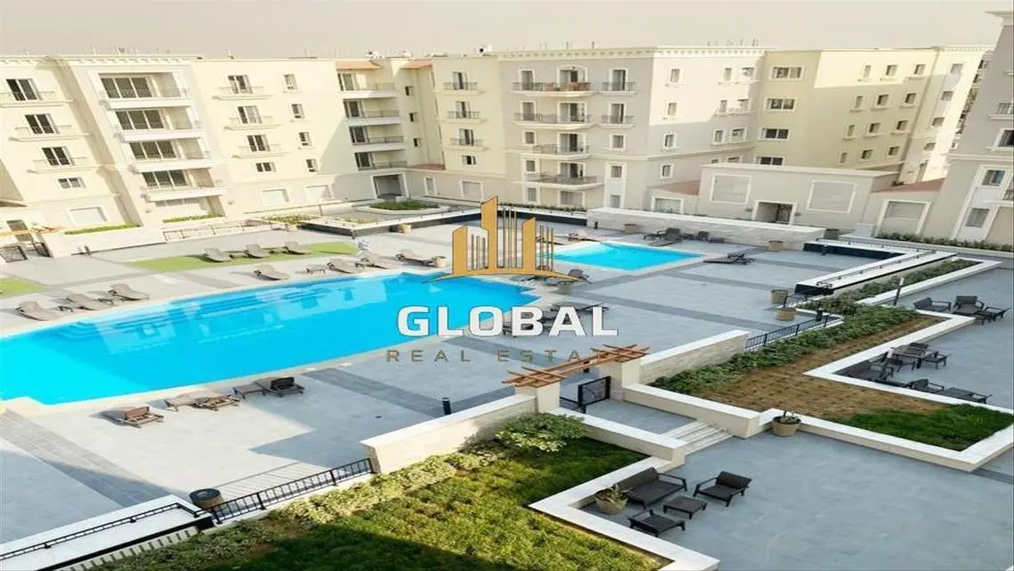 Fully Furnished Apartment 2 masters with View pool