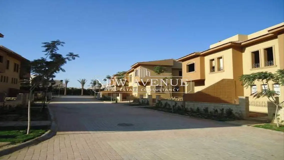 Delivered twinhouse prime location in moon valley 2