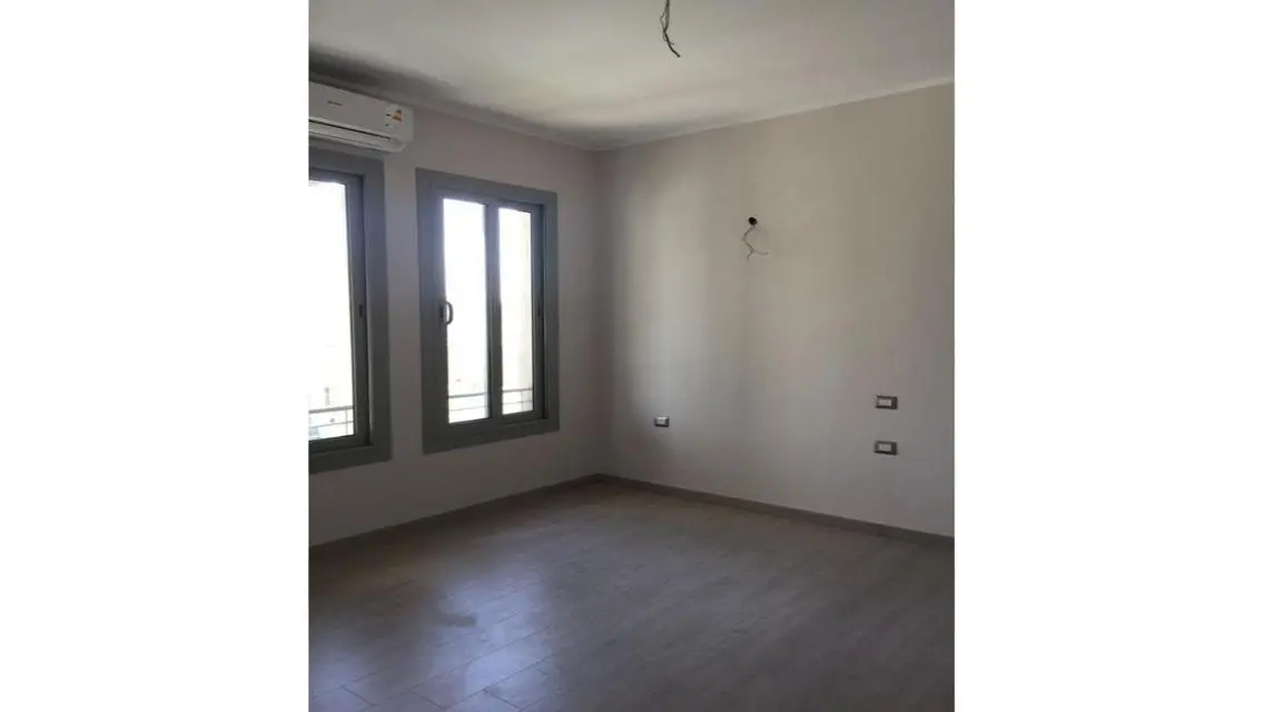 apartment for rent at village gate by palm hills