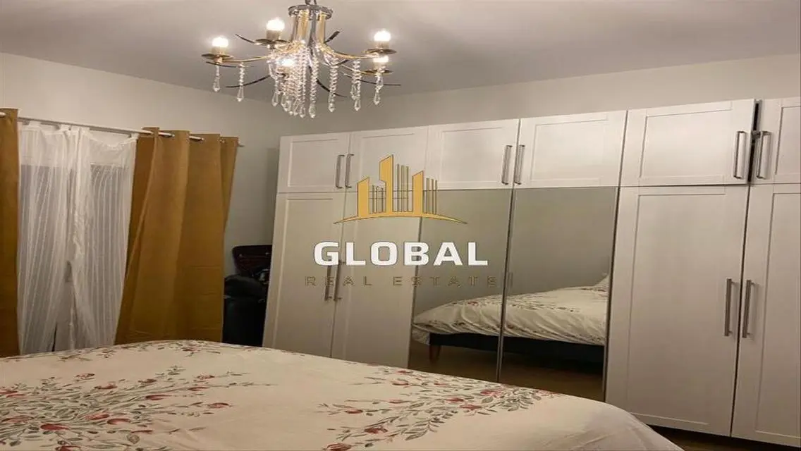 Fully furnished Apartment 2 bed with view pool