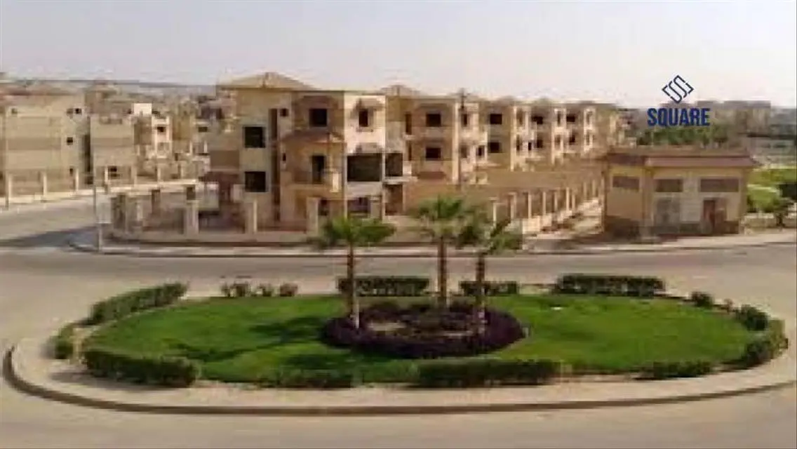 شقة للبيع في رويال سيتي 400