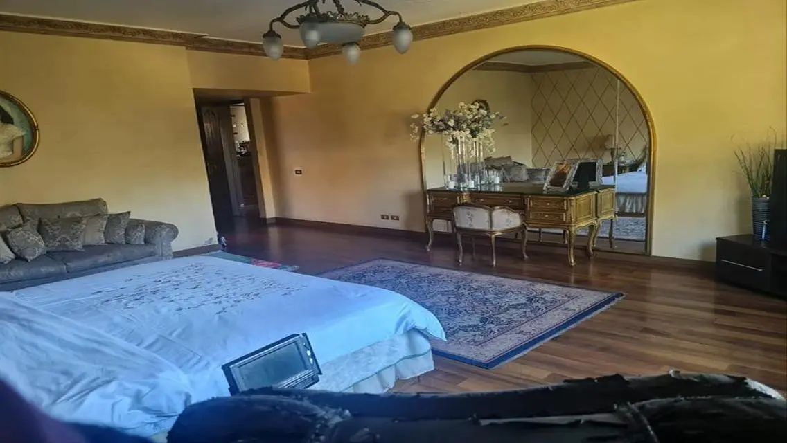 فيلا فاخرة في كومبوند رويال هيلز