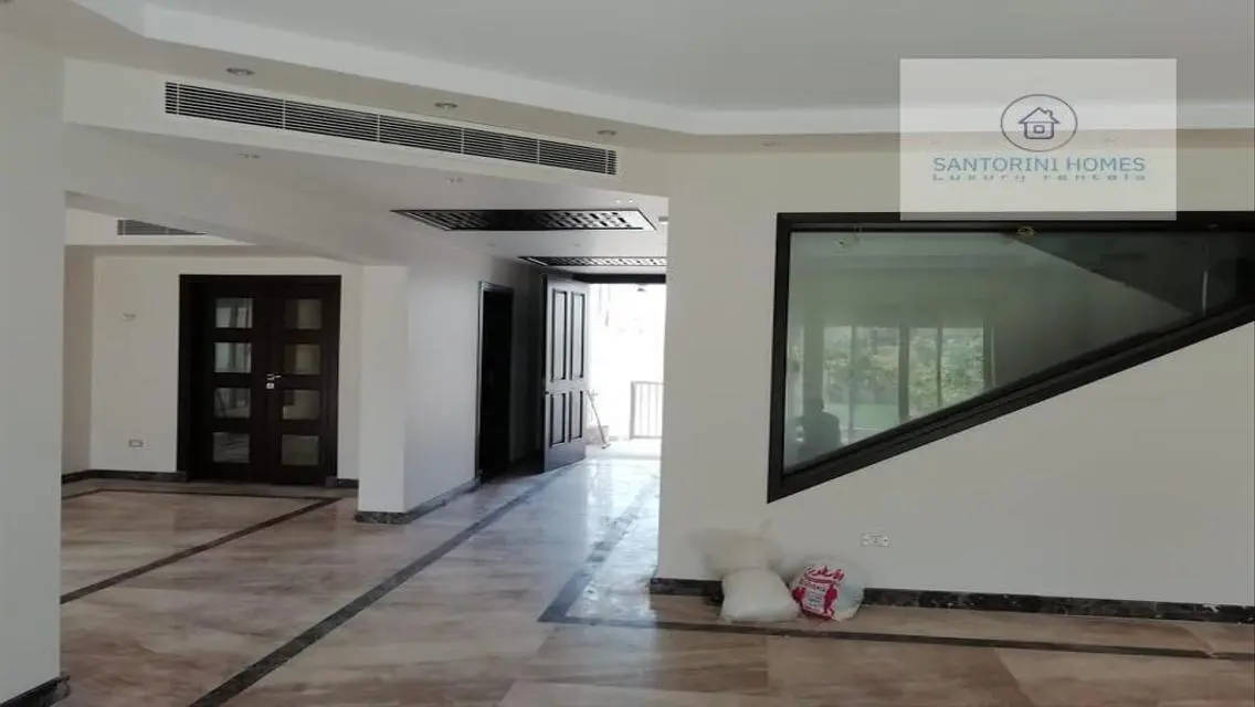 Luxury Apartment for Rent in Santorini