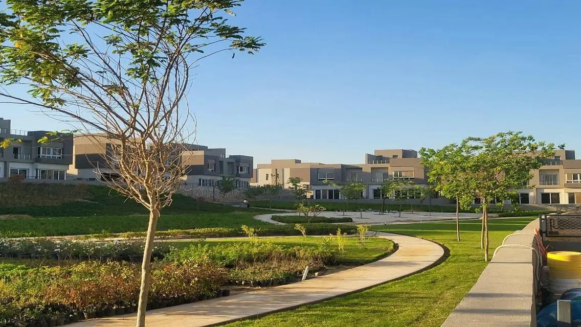 Luxury Villa for Sale with Stunning Lake View