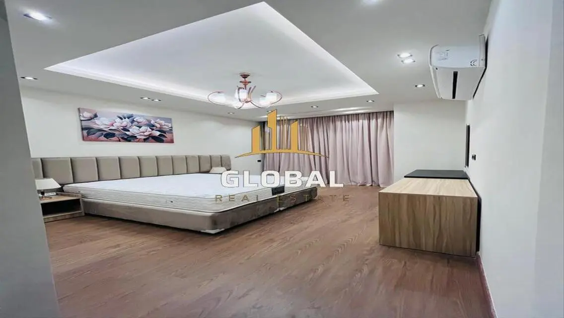 Stunning Apartment at Villette Code 66