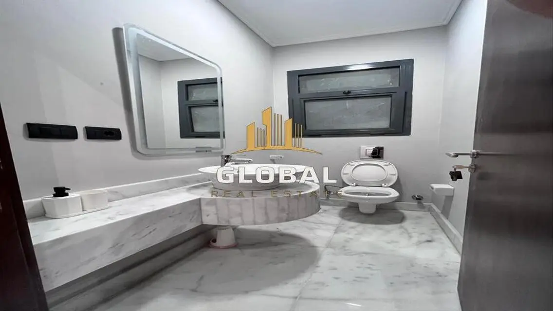 Stunning Apartment at Villette Code 66