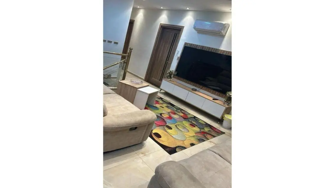 Luxurious Villa with Private Garden and Shared Pool