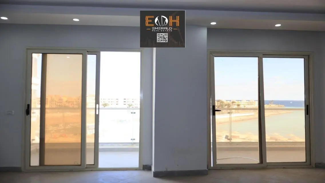 Luxury Apartment for Sale with Spacious Layout and Beautiful Views