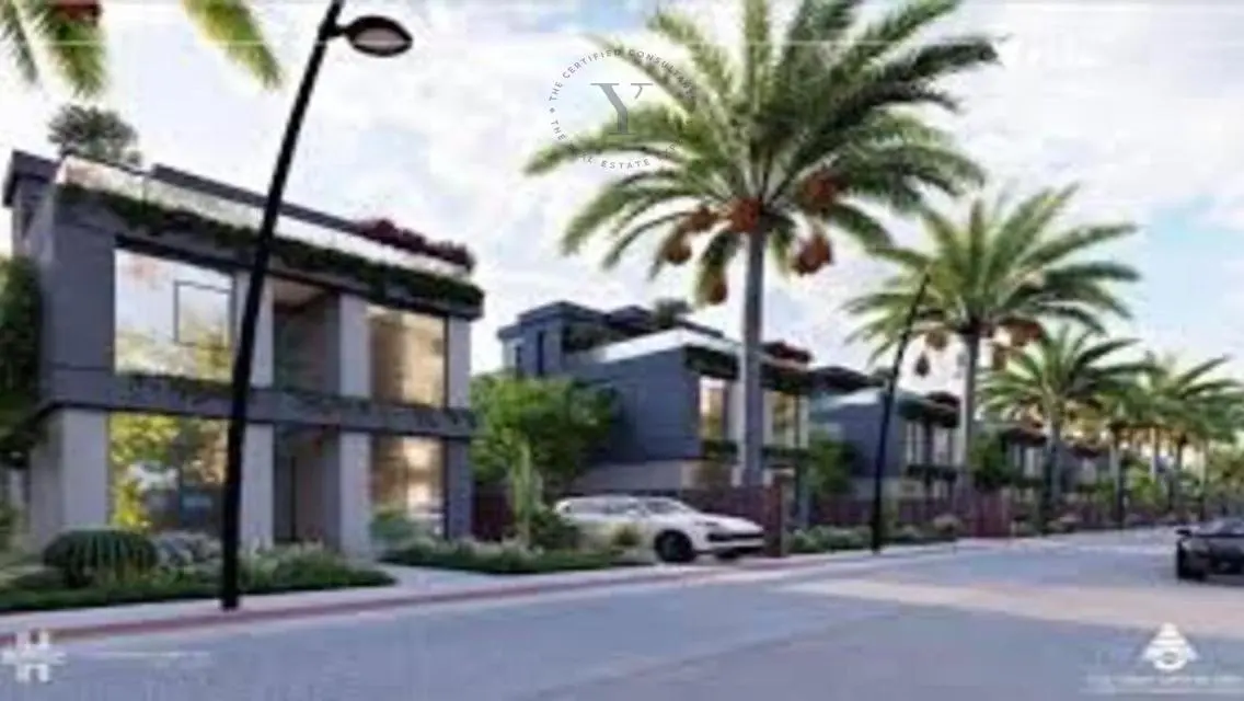 Luxury Villa with Private Pool and Garden in City Center