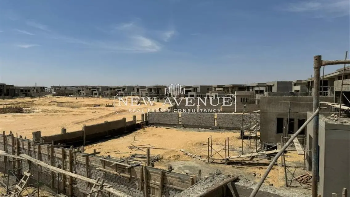 عقار فاخر للبيع في قلب المدينة