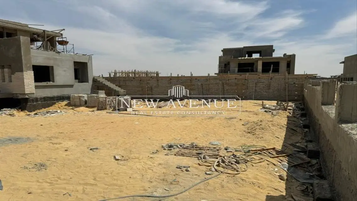 عقار فاخر للبيع في قلب المدينة