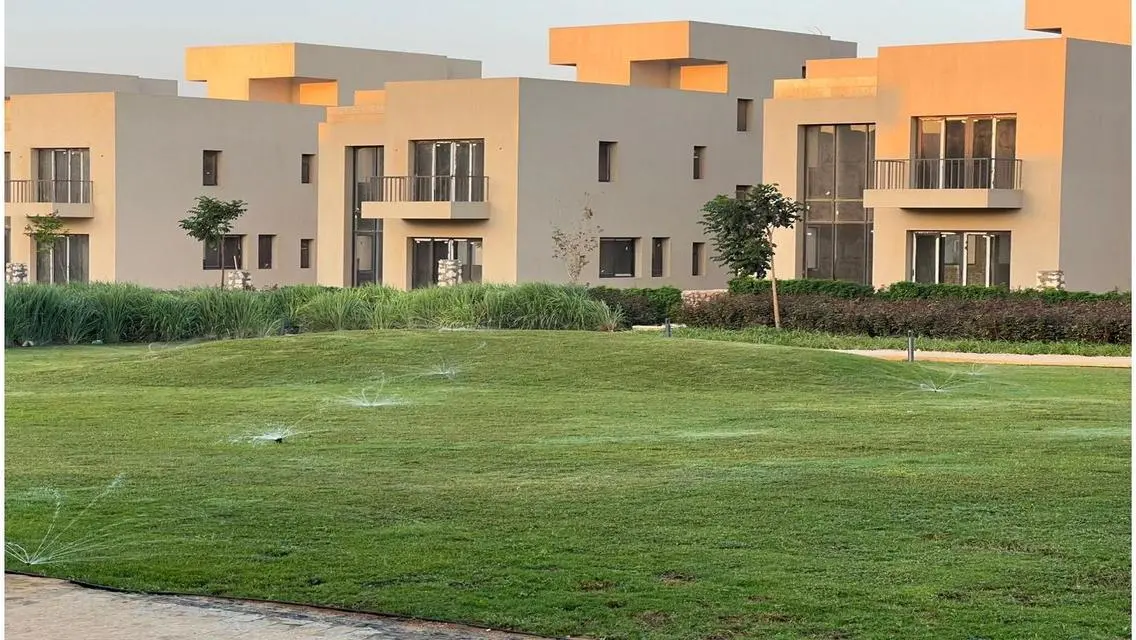 شقة فاخرة مع مرافق متكاملة في Owest