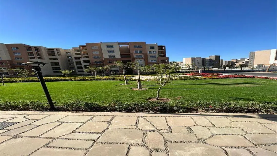 Luxury Apartment with Spacious Area in Prime Location